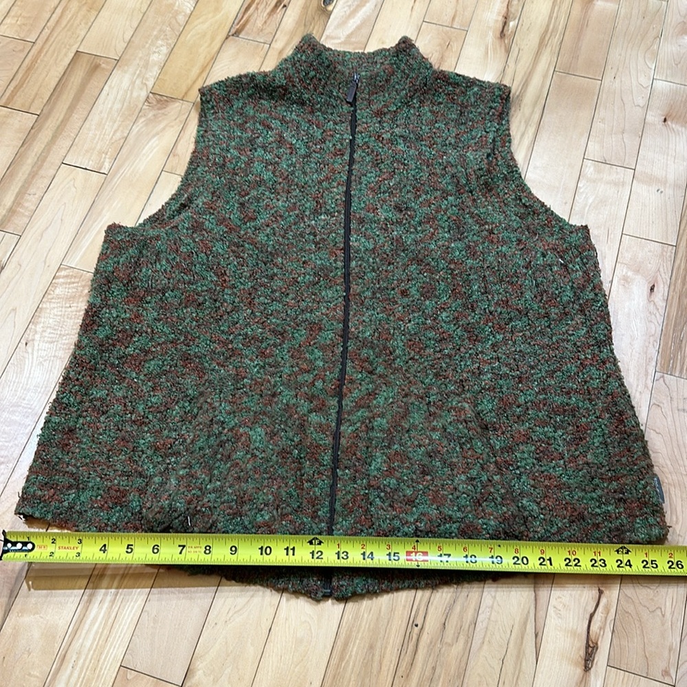 Woolrich Zip Up Vest - Picture 8 of 8